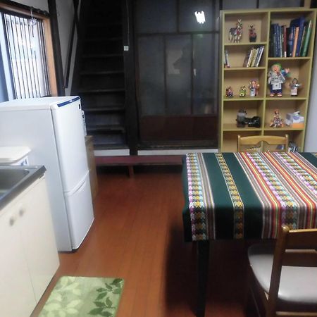 Share House Amigos Hotell Onomichi Exteriör bild