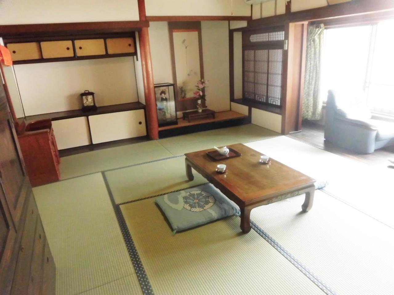 Share House Amigos Hotell Onomichi Exteriör bild